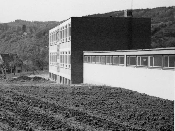 Grundschule Schladern, um 1965